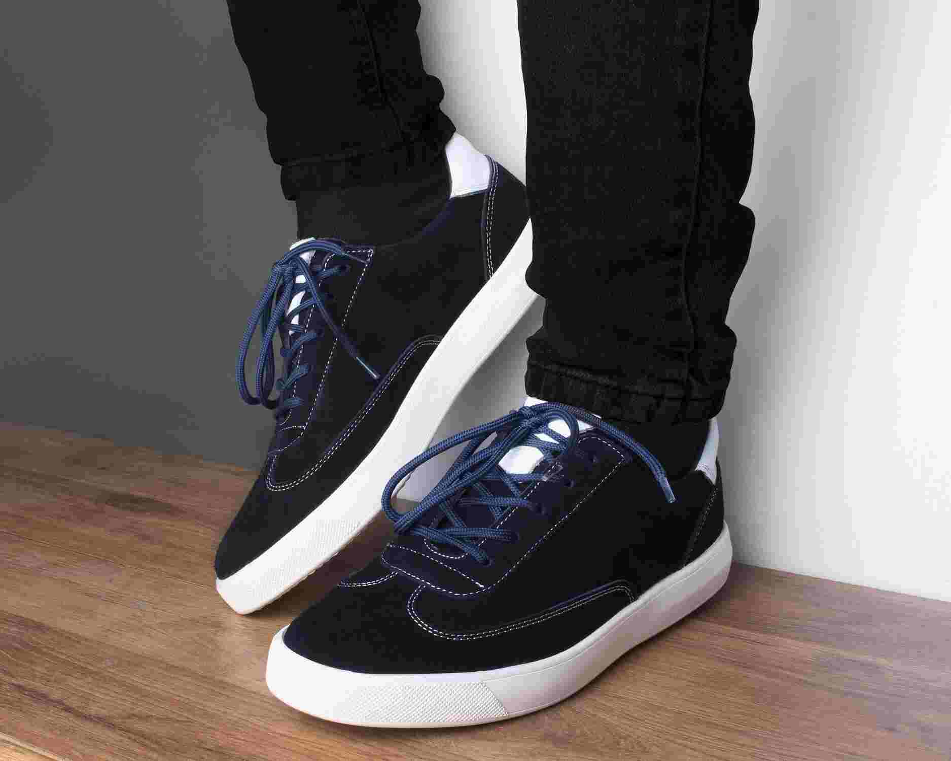 کفش مردانه اسپورت چرم